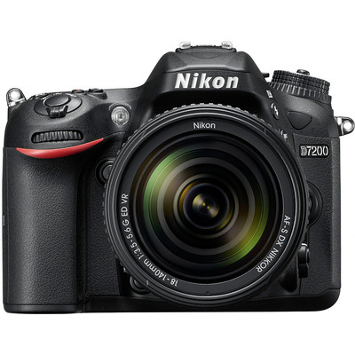 Image of Nikon D7200 + AF-S 18-140mm f/3.5-5.6 G ED VR